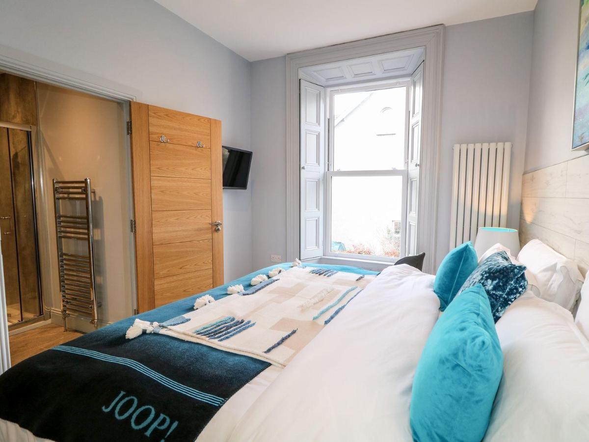 Sea Breeze Apartment Ballycastle Bagian luar foto