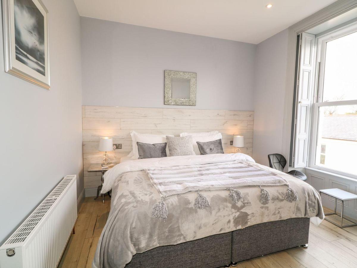 Sea Breeze Apartment Ballycastle Bagian luar foto