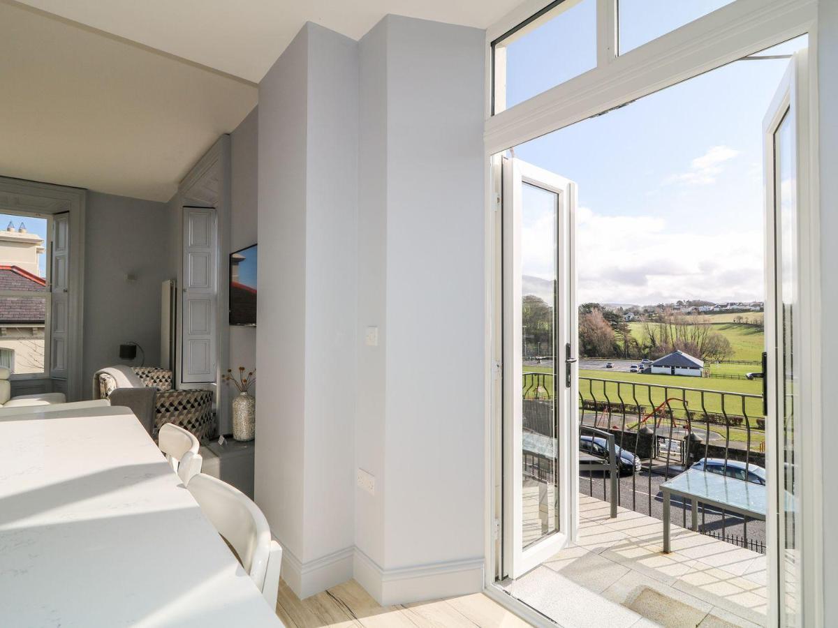 Sea Breeze Apartment Ballycastle Bagian luar foto